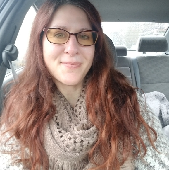 Meet the Posher! 🌸🌸👗👚🧥🥿👠👡👢🌸🌸 - Picture 1 of 2